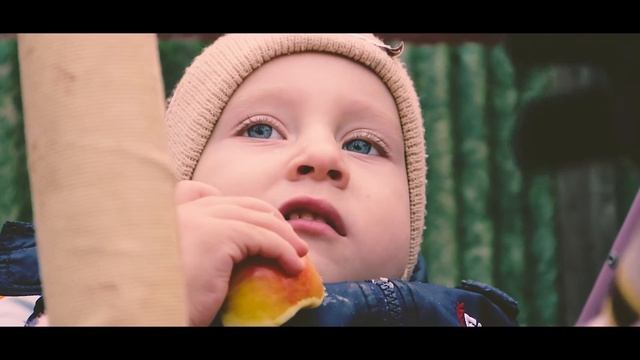 Test Cinestyle on Canon EOS M10 (Colored in Adobe Premiere)