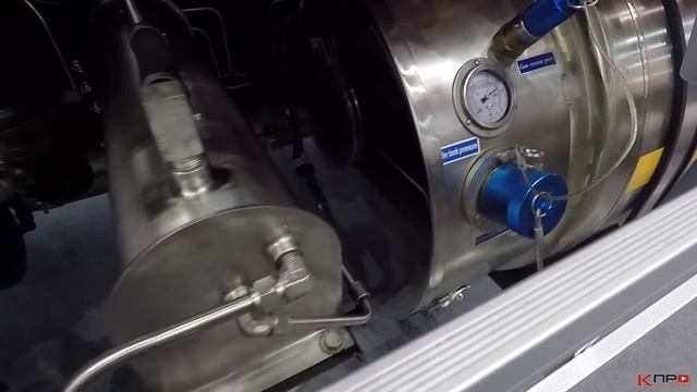 УРАЛ НА ГАЗЕ (НОВЫЙ РУССКИЙ ГРУЗОВИК)