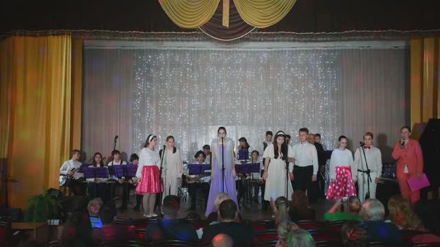 Отчетный концерт класса эстрадного вокала преподавателя Галкиной Марины Владимировны