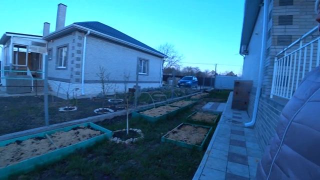 Огород в апреле Сад Погреб Навес