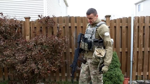 Gripping your Ak rifle...