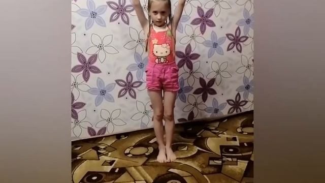 Упражнение со шваброй 2