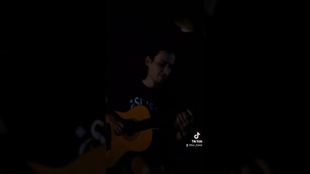 Что чувствуешь под звуки дождя?
Для меня это музыка, а для тебя?