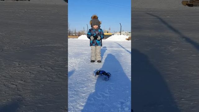 Машинкаперевертыш__ Тестируем новую игрушку на радиоуправлении.mp4