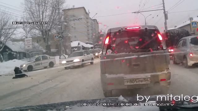 ДТП в Новосибирске на улице Кирова