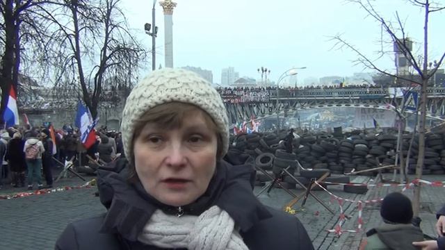 Народное вече 2 марта 2014. Часть 3. Абзазцы, харьковчанка и киевлянка