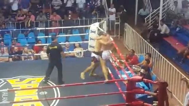 професиональный бой  Асадулла рустамова  по тайскому боксу соперник из Франции