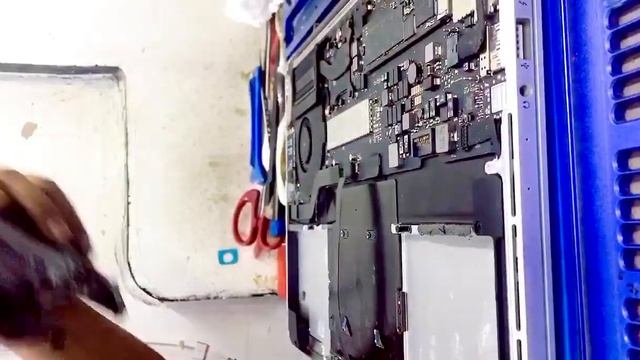 How to replace MacBook Pro 13. inch A1502  2013 - 2015 Battery replacement