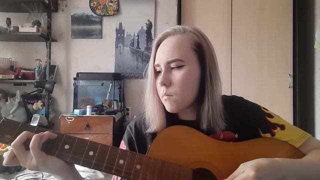 УЧУСЬ ИГРАТЬ НА ГИТАРЕ (и у меня получается не очень)