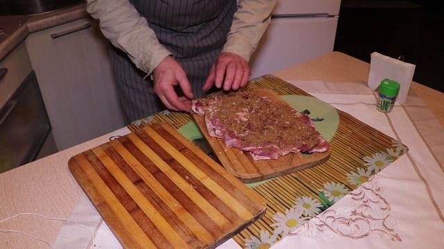 Рулет. Приготовим Рулет из Рульки. Вкусный Мясной Рулет из Вареной Свинины. Рецепт рулета.