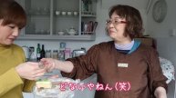 【お誕生日会準備】日本から渡英中の母と一緒に恐竜誕生日会の準備 - Preparing for a Dinosaur Birthday Party