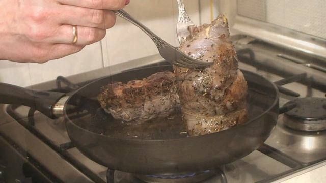 Фаршированная свиная  грудинка. Сочная и ароматная!  Stuffed pork belly. Juicy and fragrant!