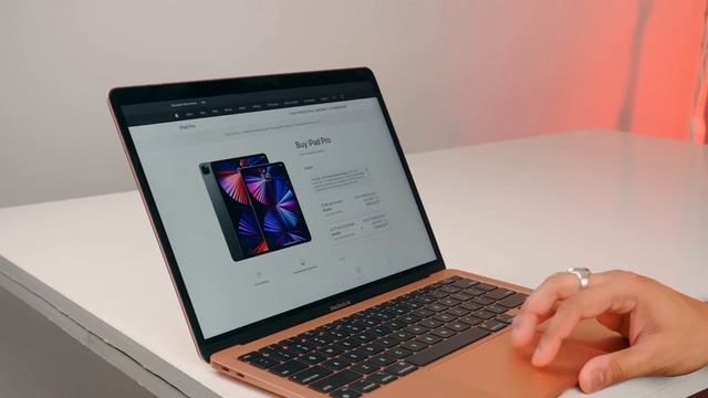 Apple Student Discount *Free Airpods* Agaya ! Khatrnak Discount