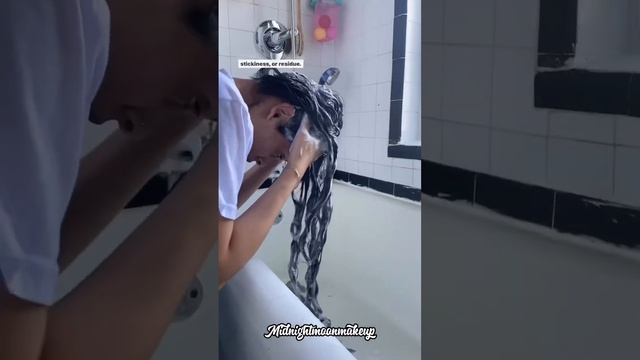 Never Detangle with Shampoo ?? #haircare #haircareproducts #veganhaircare #shampoo #beautyvideos