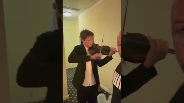 Мастер спорта по скрипке.