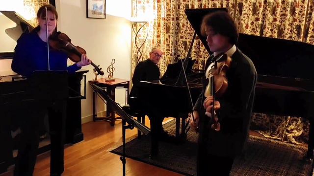 When Bach smiles arrangement by BerkiPiano