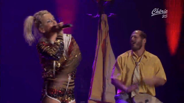 Christelle Chollet l'empiafée philharmonique (2012) (1)-002