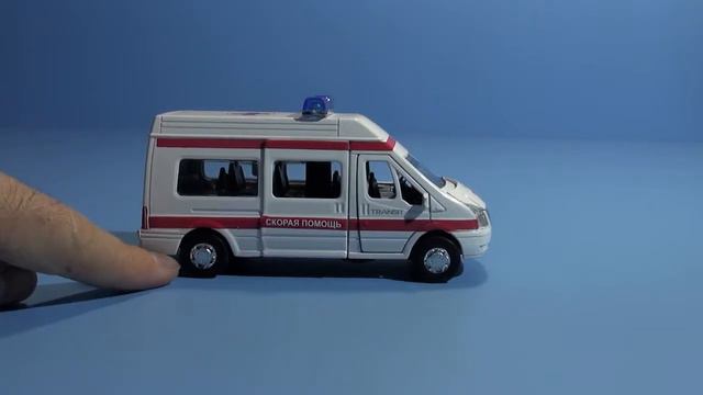 Изучаем цвета с машинками. Обучение детей цвету. Learn Colors With Russian Ambulance
