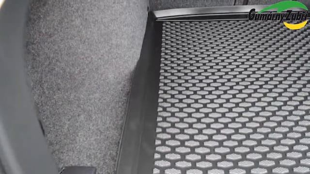 Škoda OCTAVIA III Combi (Tailored Floor Mats & Trunk liner fitting video by Gumarny Zubri)