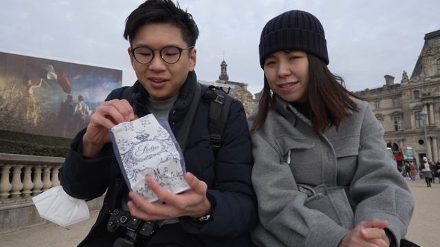 MUST TRY 290 YEARS PATISSERIE In PARIS! Stohrer & quick tour of Louvre~