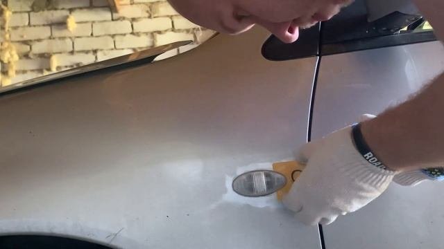 Как снять повторитель поворотника Lancer 9 быстрый способ