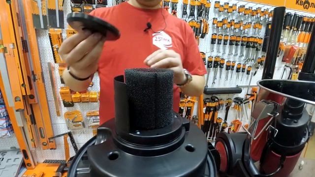 Обзор RedVerg RD-VC9520: строительный пылесос с розеткой для электроинструмента и фильтром HEPA