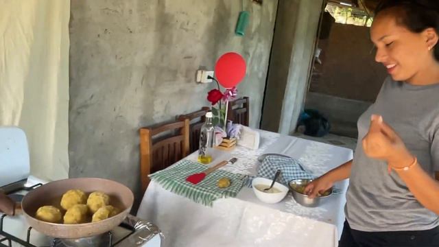 Haciendo una rica receta con Naty 🤩// El Salvador // Empanadas de plátano 🍌