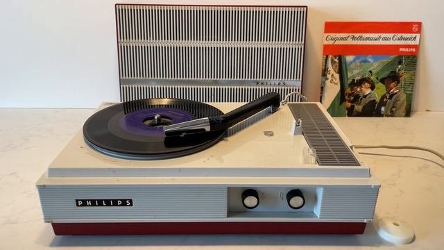 Philips All Transistor AG 4331 Plattenspieler