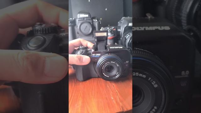 Even a Pop up flash is EPIC in Slow Mo #camera #olympus #e300 #dslr #photography