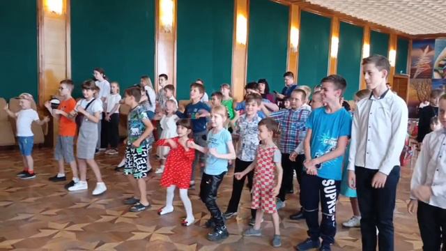 В Ровеньках состоялось торжественное мероприятие, посвященное Дню защиты детей