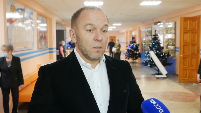 Площадь Ленина в Оренбурге превращается в Новогодний городок