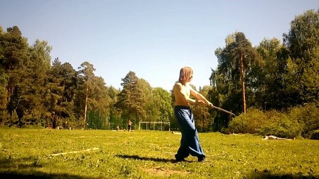 ЗАРЯДКА. ПАЛКА УЧИТ ДВИЖЕНИЮ.