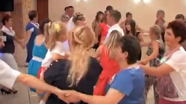Сычев - Букет из белых роз в Подворье