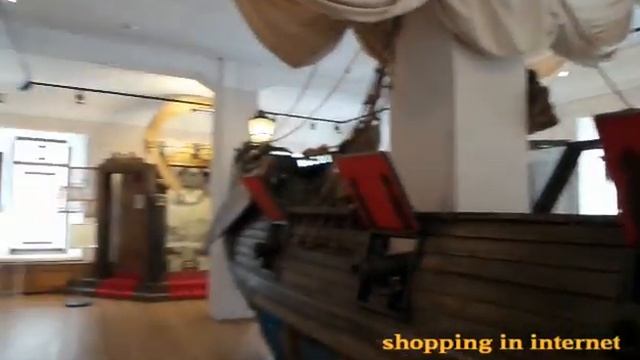 Макет ботика Петра 1