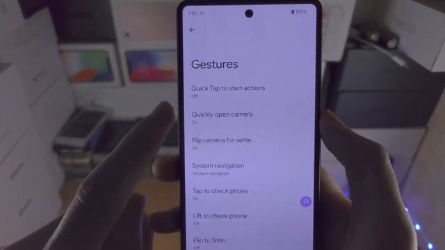 Google Pixel 7 How To Access Camera from Lock Screen!