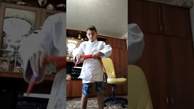 Как завязывать пояс по мастерски