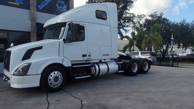 VOLVO 670 2016