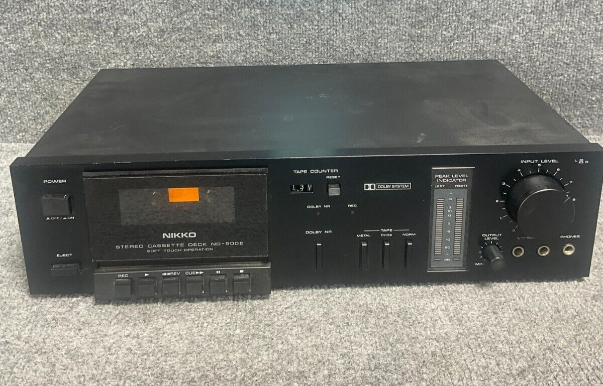 Стереокассетная дека Nikko ND-500II, Система Dolby, Управление Soft Touch, Черный цвет-Япония-1981-г