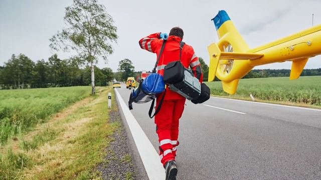 Saluting paramedics - Calm your senses with music composed by Suzanne Mansour
