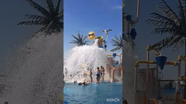 В аквапарке с подружкой🌊⛱️👩❤️👩