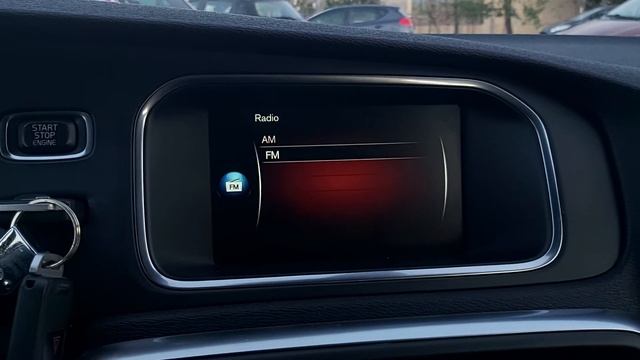 VOLVO V40 R DESIGN