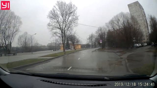 Самый лучший видеорегистратор в истории. Обзор Xiaomi YI Smart Dash Camera