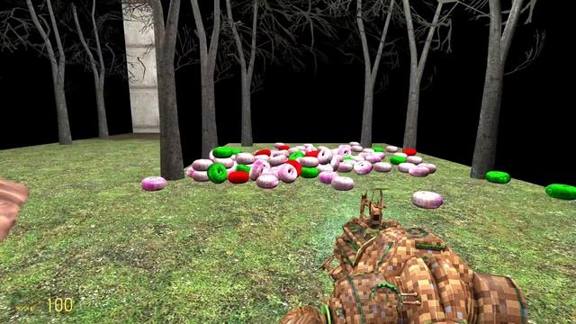 МЫ НАШЛИ СЕМЬЯ ПОНЧИКОГОЛОВЫЙ В ГРЕННИ ОНЛАЙН - Granny Online Horror Game SCP Family