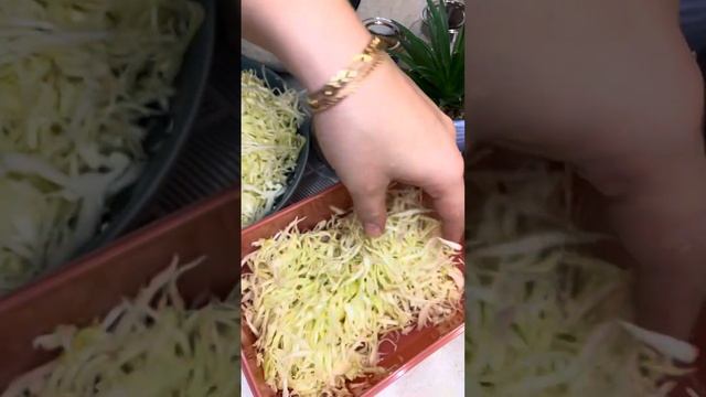Маринована капуста. Смачний овочевий салат