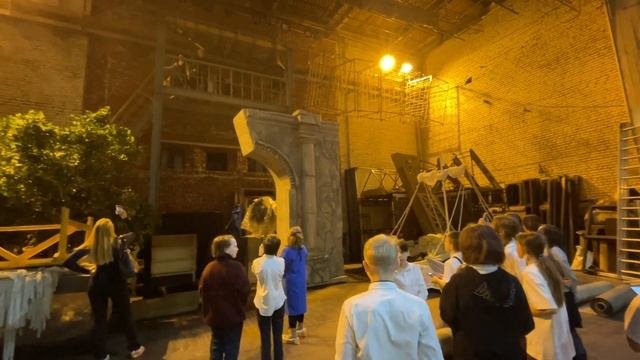 Колокольный звон в театре Оперы и Балета Красноярск. Экскурсия в Закулисье