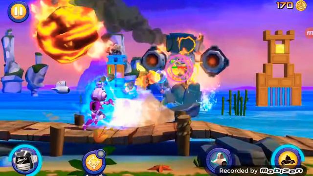 angry birds transformers (arcee su copañedo Wheeljack)