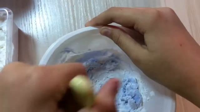 Как сделать лизун без клея|| лизун из крахмала и геля для душа|| Slime TV