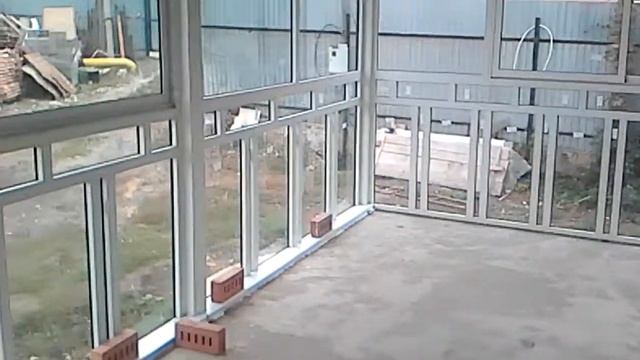 Остекление тамбура алюминием