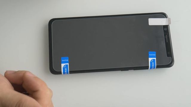 Как наклеить защитное стекло, на примере Redmi Note 5
