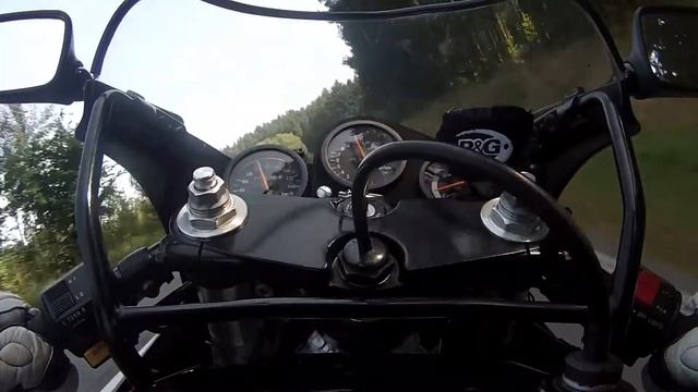 Suzuki RGV 250 vs getting old
